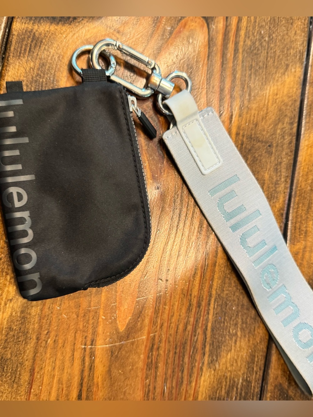 Lululemon Wristlet Keychain/Pouch Set black/gray - Picture 1 of 8